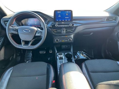 Used 2023 Ford Escape ST-Line image 14