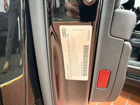 Used 2017 Audi A4 2.0T Premium image 15