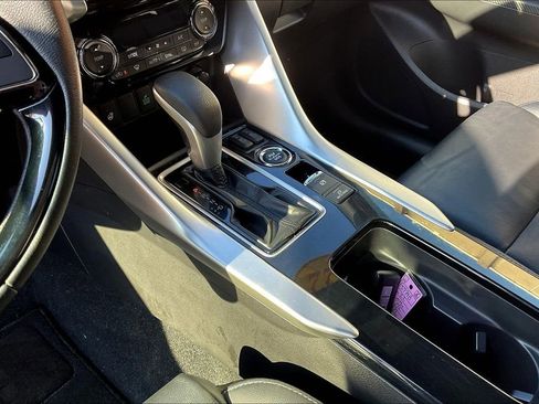 Used 2022 Mitsubishi Eclipse Cross SEL image 16