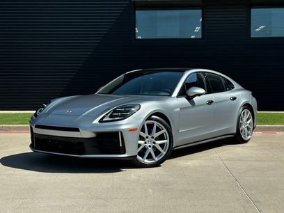 New 2025 Porsche Panamera 4