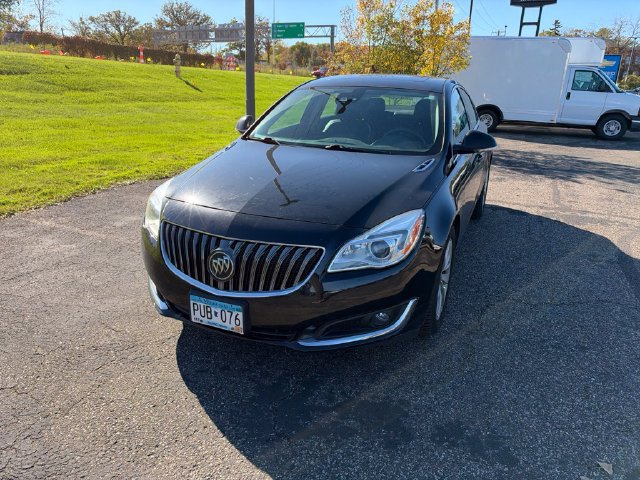 Used 2017 Buick Regal Premium w/ Driver Confidence Package #2 FWD image 8