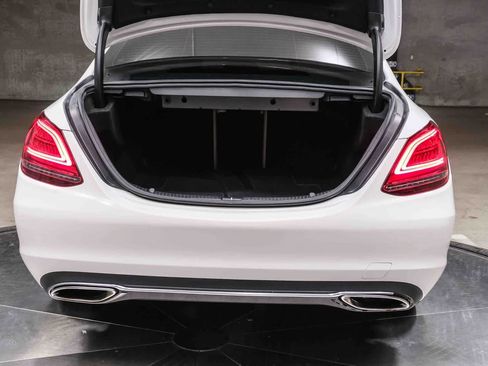 Used 2019 Mercedes-Benz C 300 Sedan image 34