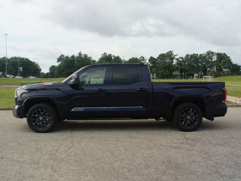 Used 2025 Toyota Tundra Platinum AWD/4WD image 14
