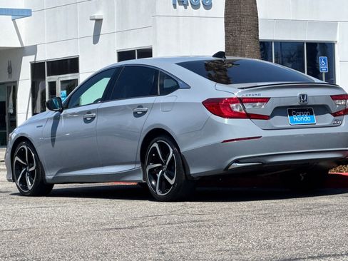 Used 2022 Honda Accord Sport image 3