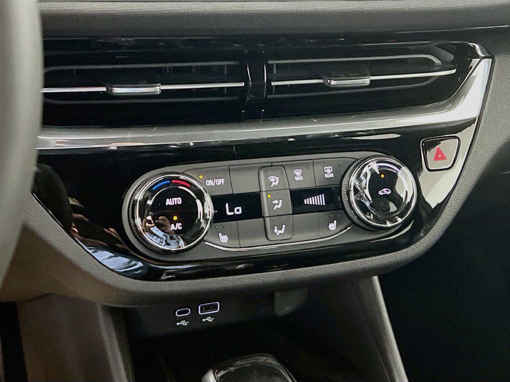 New 2026 Buick Envista Sport Touring w/ Convenience I Package FWD image 13