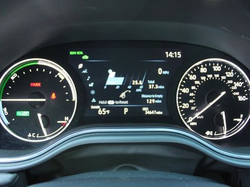 Used 2021 Toyota Avalon XLE w/ Carpet Mat Package (TMS) image 16