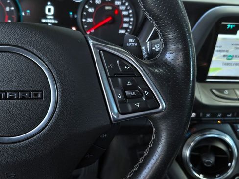 Used 2016 Chevrolet Camaro SS image 23