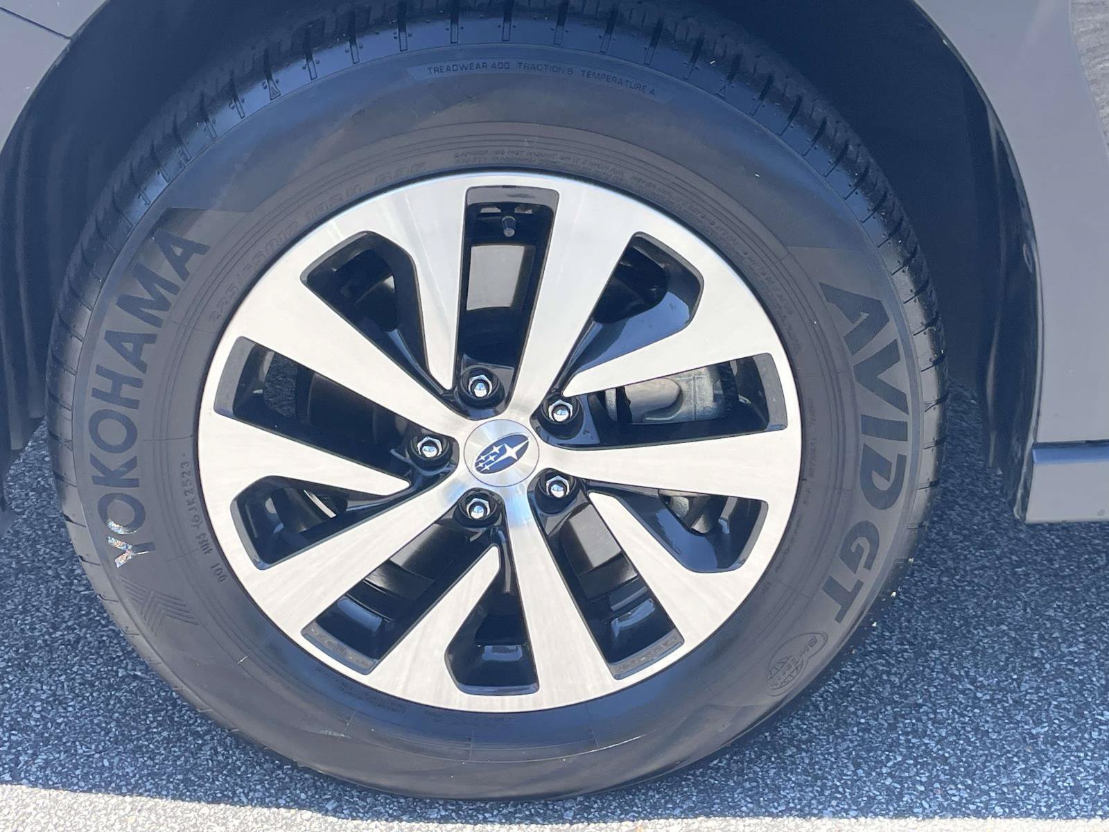 Used 2024 Subaru Outback Premium AWD/4WD image 9