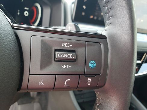 Certified 2024 Nissan Rogue SL image 31