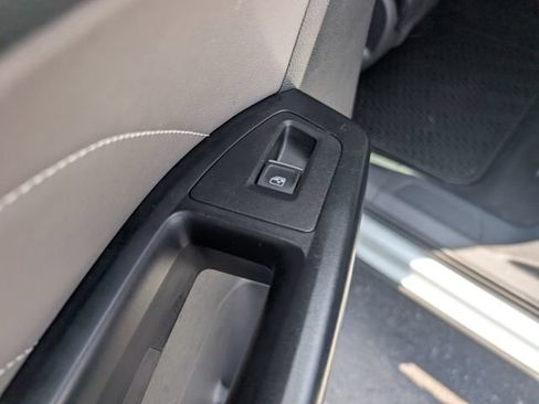 Used 2021 Volkswagen Atlas SE FWD image 12