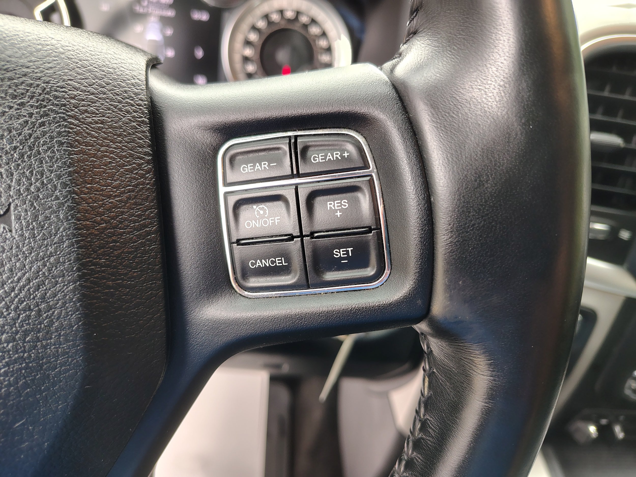 Used 2026 RAM 1500 Laramie w/ Night Edition AWD/4WD image 25