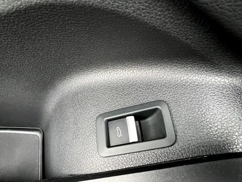 Used 2018 Audi Q5 2.0T Premium Plus image 26