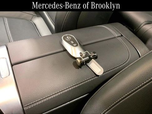 Certified 2025 Mercedes-Benz GLC 300 4MATIC image 13