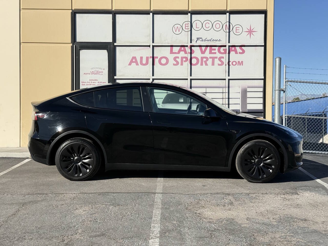 Used 2023 Tesla Model Y Long Range AWD/4WD image 6