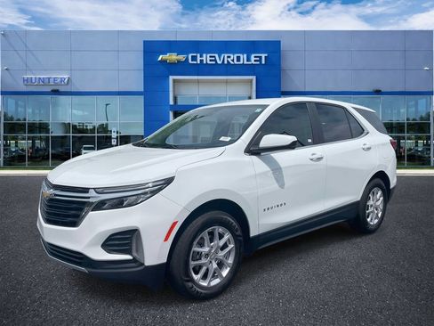 Used 2023 Chevrolet Equinox LT AWD/4WD image 3