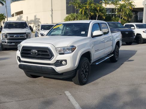 Used 2020 Toyota Tacoma SR5 image 8