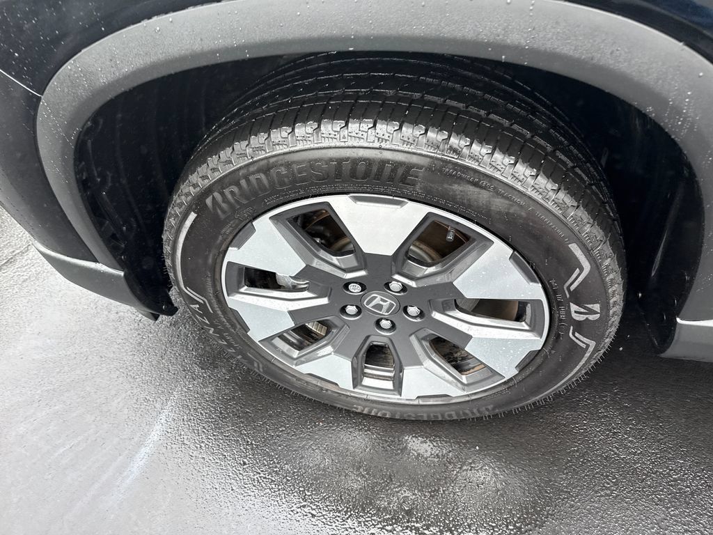 Certified 2026 Honda Pilot Touring image 41