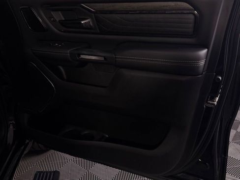 Used 2025 RAM 1500 Limited image 32