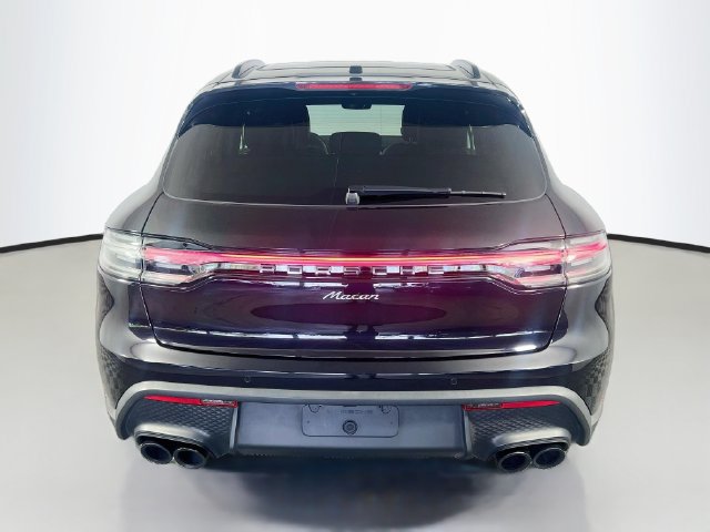 Used 2024 Porsche Macan AWD/4WD image 7