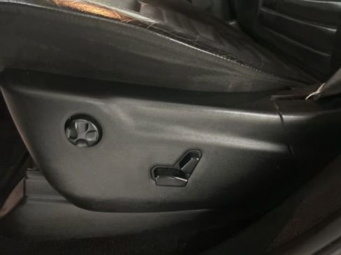 Used 2020 Jeep Grand Cherokee Limited X image 10