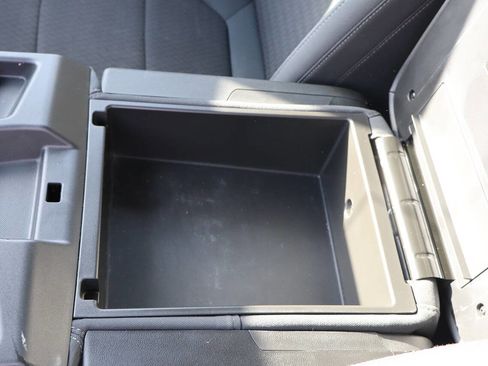 Used 2022 Chevrolet Silverado 1500 LT image 18