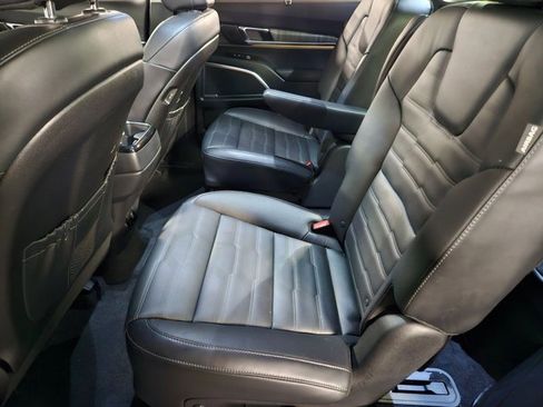 Used 2024 Kia Telluride SX Prestige image 18