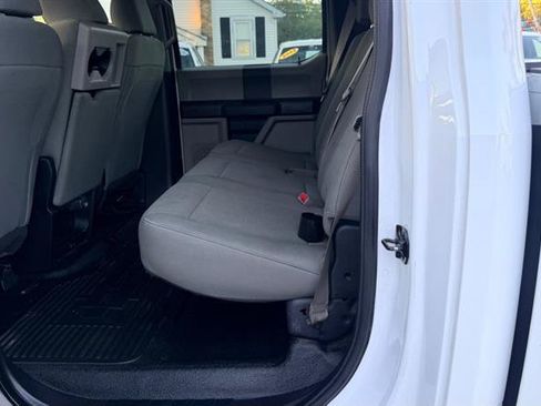 Used 2017 Ford F250 XL w/ Power Equipment Group AWD/4WD image 12