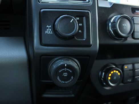 Used 2019 Ford F150 XLT w/ Equipment Group 302A Luxury image 17