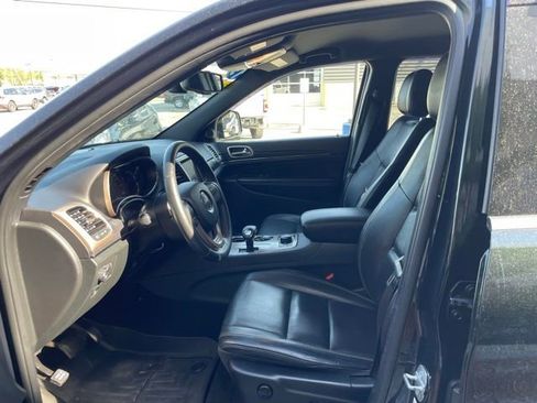 Used 2015 Jeep Grand Cherokee Limited w/ Trailer Tow Group IV AWD/4WD image 6