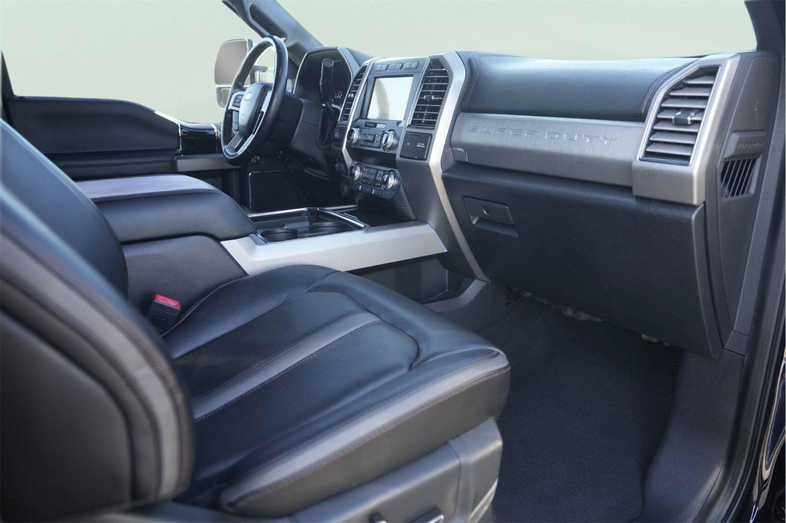 Used 2021 Ford F250 Platinum w/ Tremor Off-Road Package AWD/4WD image 18