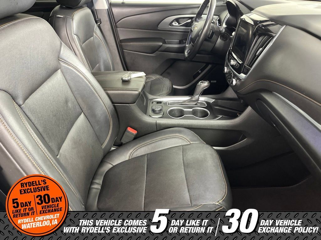 Used 2019 Chevrolet Traverse Premier w/ Redline Edition AWD/4WD image 17