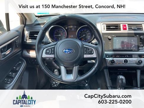Used 2017 Subaru Outback 2.5i Limited AWD/4WD image 21