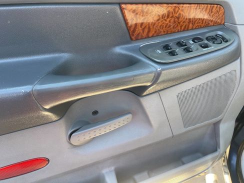 Used 2006 Dodge Ram 2500 Truck SLT w/ Quad Cab Big Horn Value Group image 23