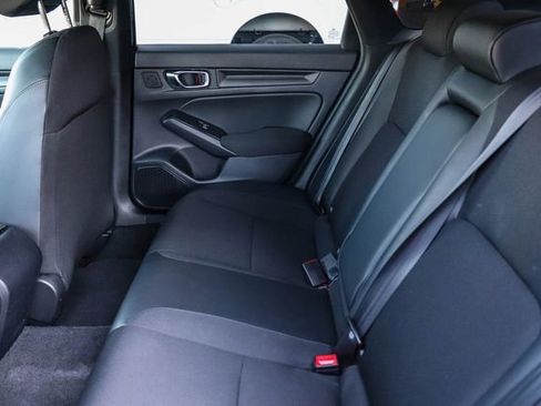 Used 2025 Honda Civic Sport image 19