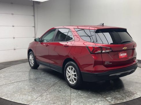 Certified 2022 Chevrolet Equinox LT image 2