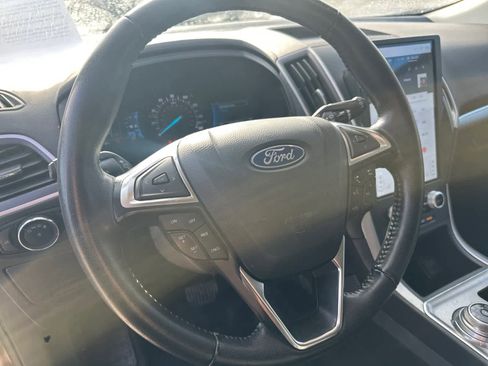 Certified 2022 Ford Edge SEL image 10