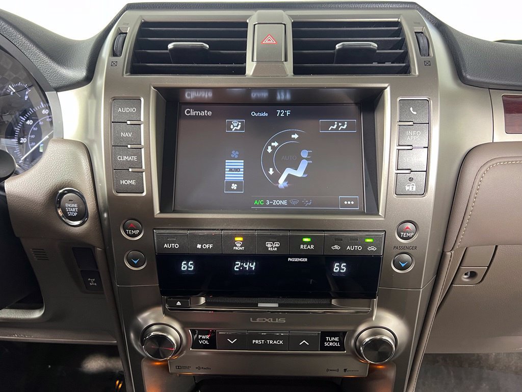 Used 2015 Lexus GX 460 w/ Premium Package AWD/4WD image 26