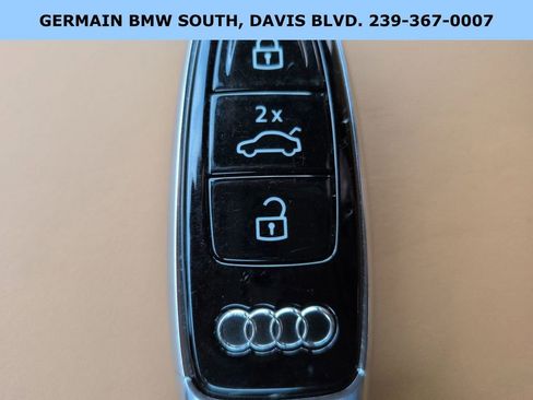 Used 2025 Audi RS Q8 performance image 31