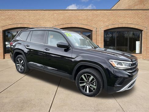 Used 2022 Volkswagen Atlas SE AWD/4WD image 2