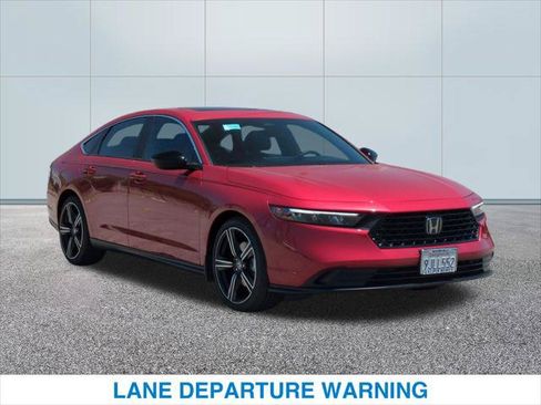 Used 2024 Honda Accord Sport image 4