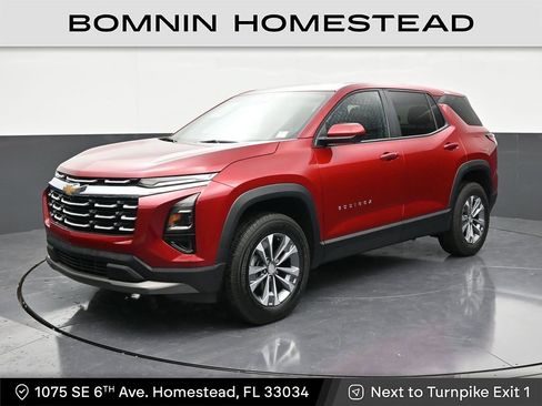 Used 2025 Chevrolet Equinox LT w/ Safety and Technology Package FWD image 1