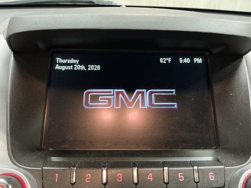 Used 2012 GMC Terrain SLE FWD image 13