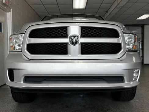Used 2016 RAM 1500 Express w/ Popular Equipment Group AWD/4WD image 3