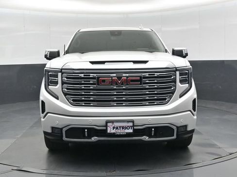 Used 2024 GMC Sierra 1500 Denali w/ Denali Reserve Package image 9