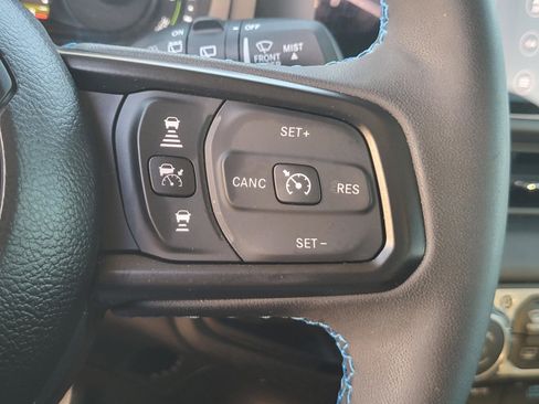 Used 2024 Jeep Wrangler Unlimited Rubicon 4xe w/ Technology Group image 38