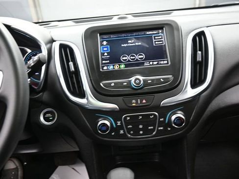 Used 2024 Chevrolet Equinox LT image 10