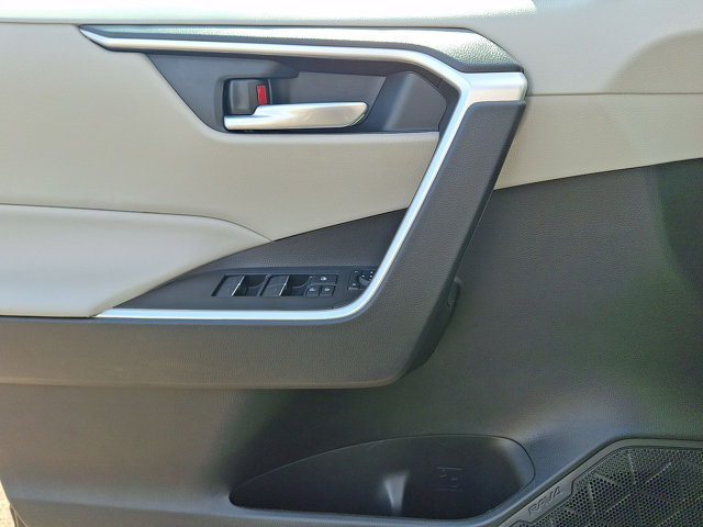 Used 2024 Toyota RAV4 XLE w/ Convenience Package AWD/4WD image 11