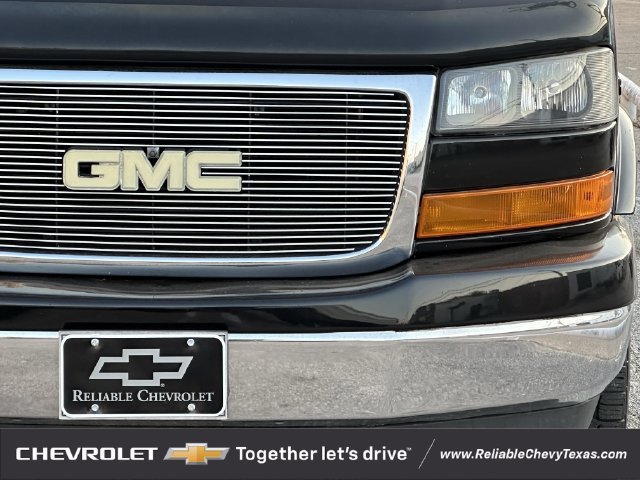 Used 2021 GMC Savana 2500 RWD image 9