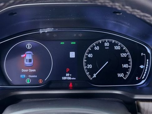 Used 2018 Honda Accord Touring image 14