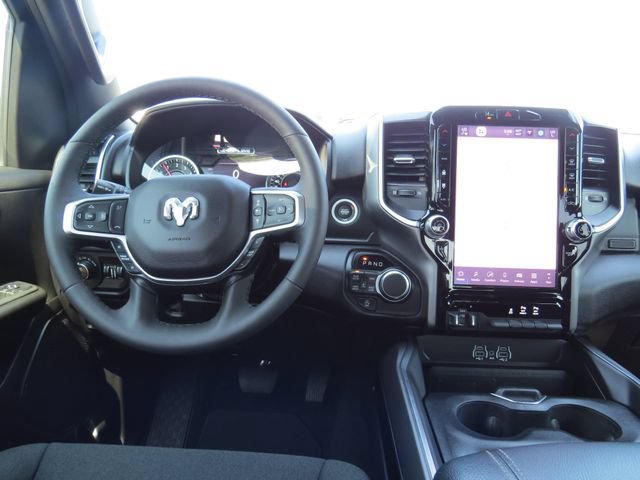 Used 2025 RAM 1500 Big Horn AWD/4WD image 19